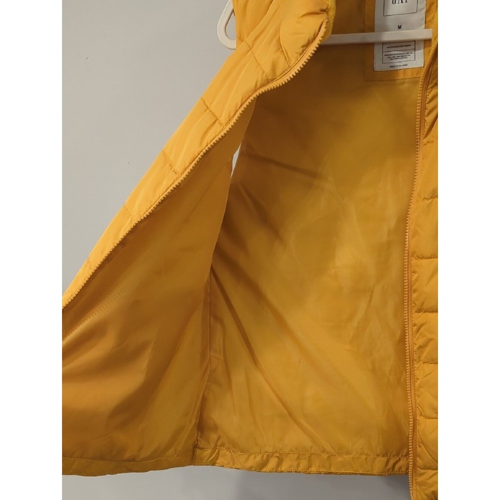 GAP Quilted Vest‎ Yellow size Medium image 3